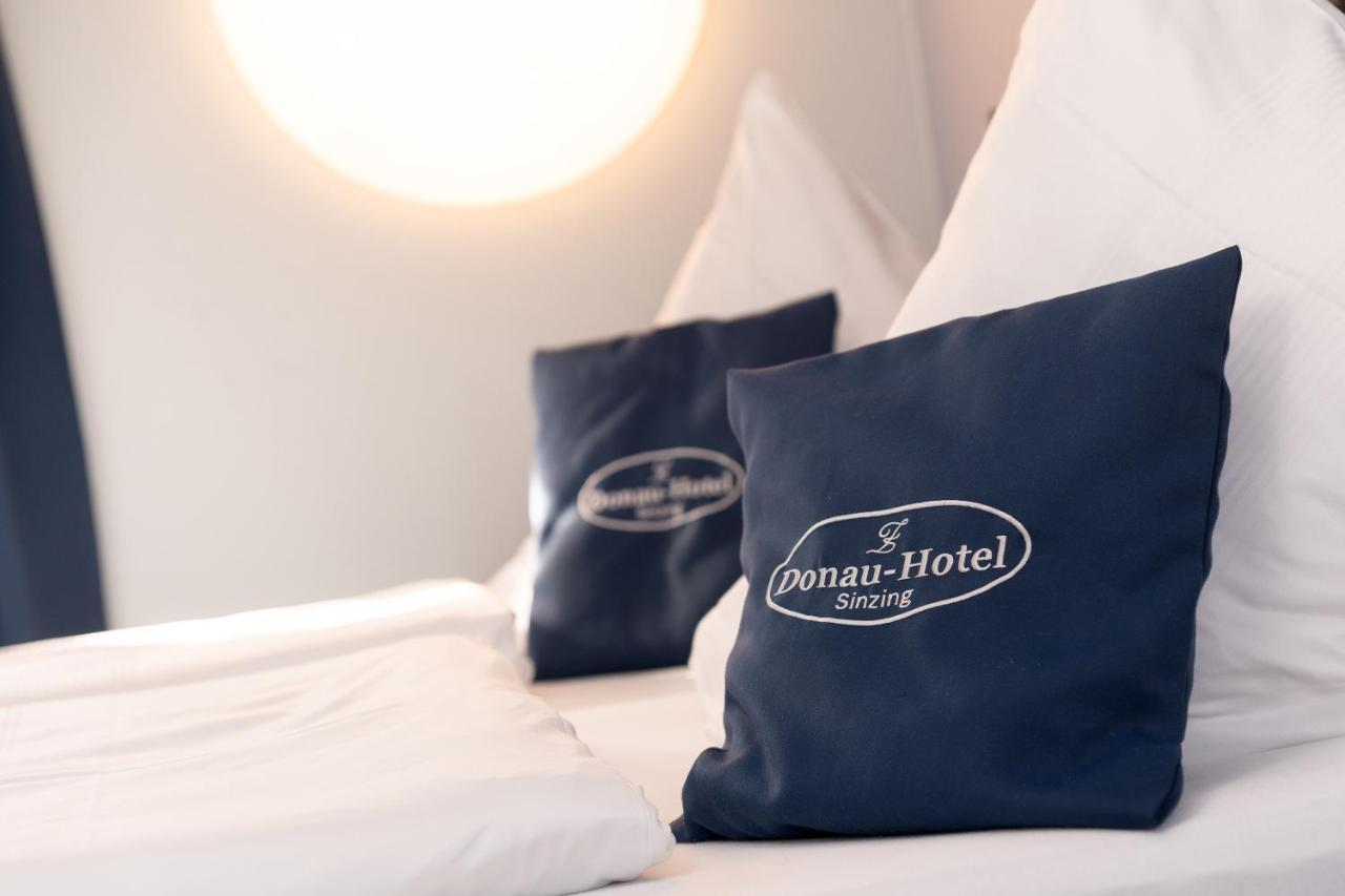 Donau-Hotel Sinzing Екстериор снимка