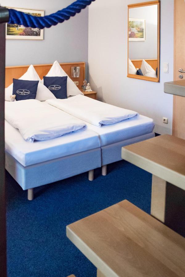 Donau-Hotel Sinzing Екстериор снимка