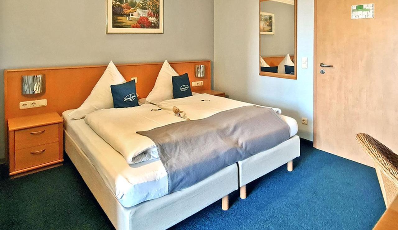 Donau-Hotel Sinzing Екстериор снимка
