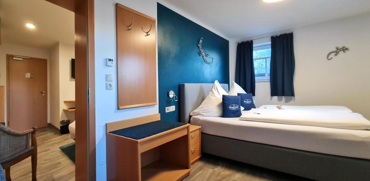 Donau-Hotel Sinzing Екстериор снимка